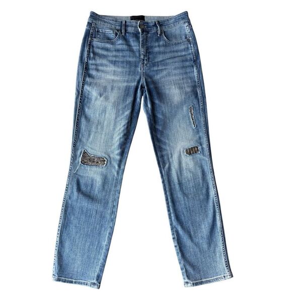 White House Black Market High-Rise Everyday Soft Denim Distressed Straight Jeans - Picture 6 of 11